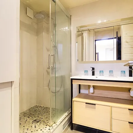 5-bedroom Spacious And Cosy Flat Close To The Eiffel Tower Paris